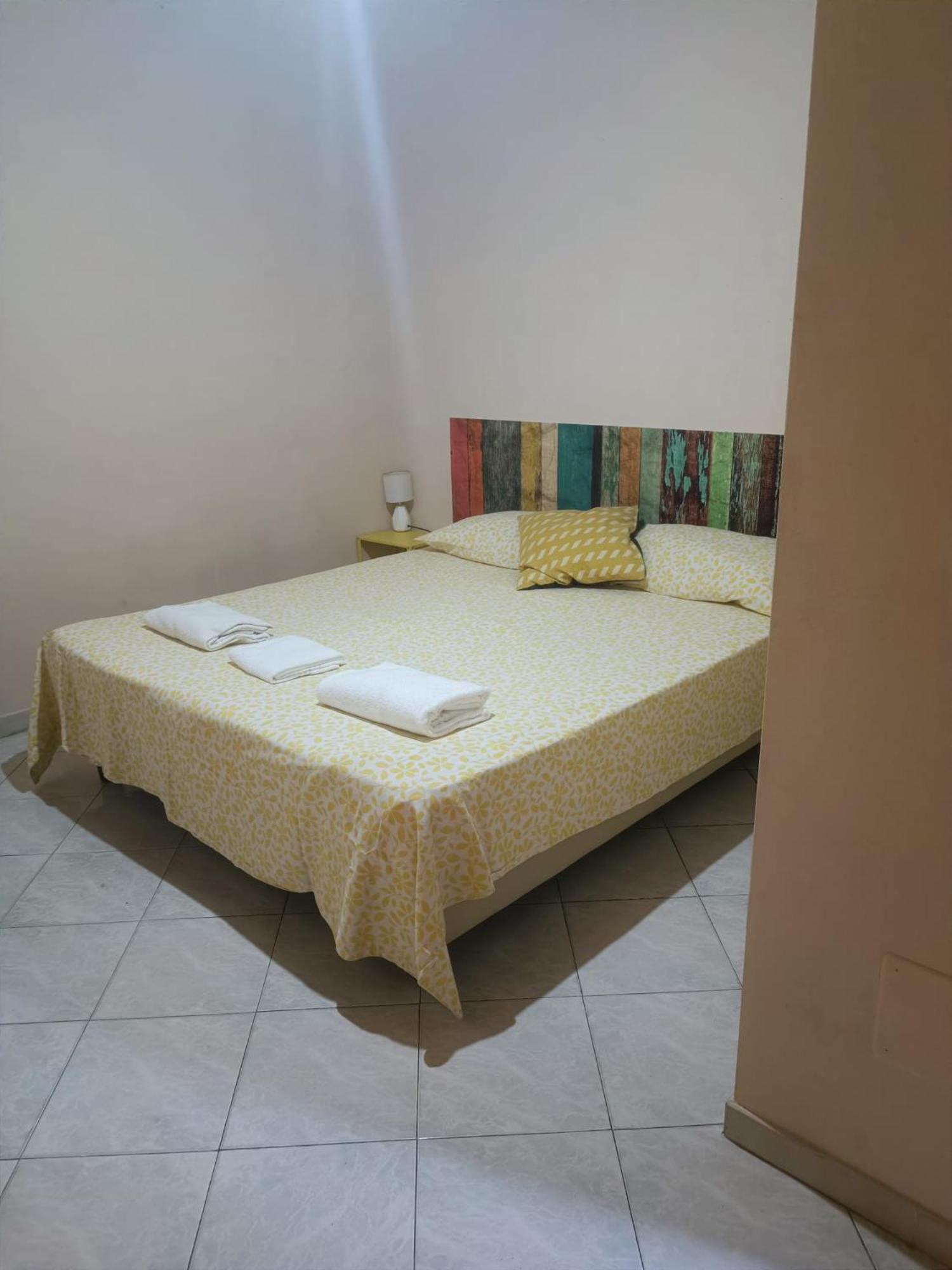 Hotel Smile Tower House Pisa Esterno foto