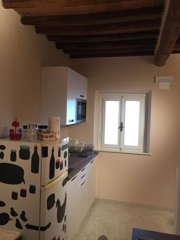 Hotel Smile Tower House Pisa Esterno foto